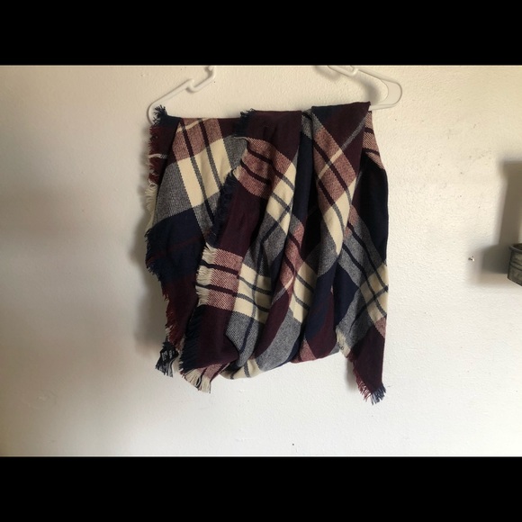 Plaid Scarf - Picture 3 of 3
